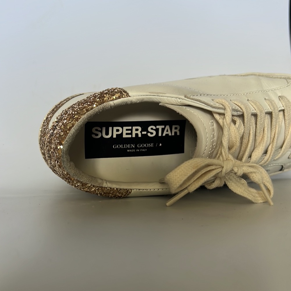 Golden goose - Picture 2 of 8